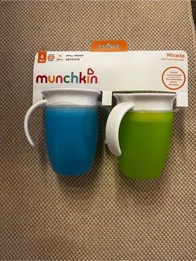 Munchkin Miracle 360° Spill-Proof Cups - Blue & Green